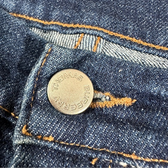 Vintage Thomas Burberry Jeans 

Size - W: 26 x L: 30-32 - Picture 7 of 11